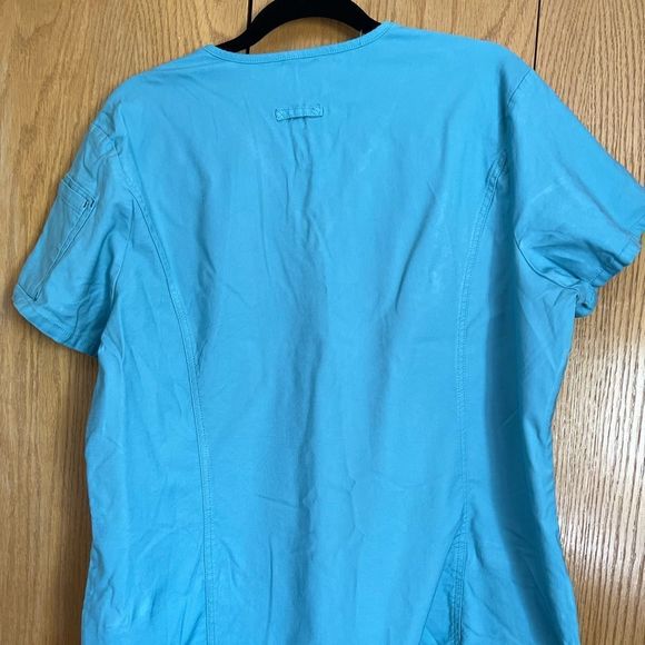 Health Pro Scrub Top - Picture 2 of 5